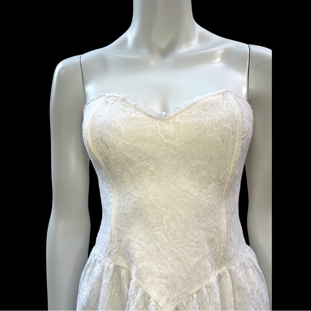 Indy Lace Midi Dress - Picture 3 of 5